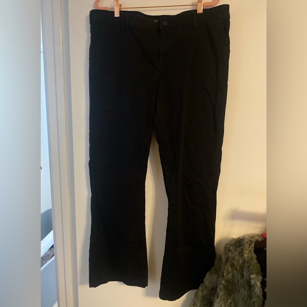 Dickies Women’s Utility Cotton Pants in Black